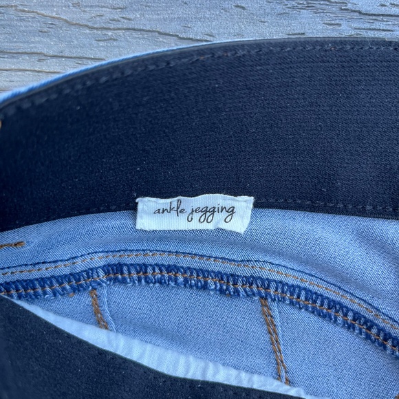 NWT Ladies Tribal Jeans - Picture 4 of 5